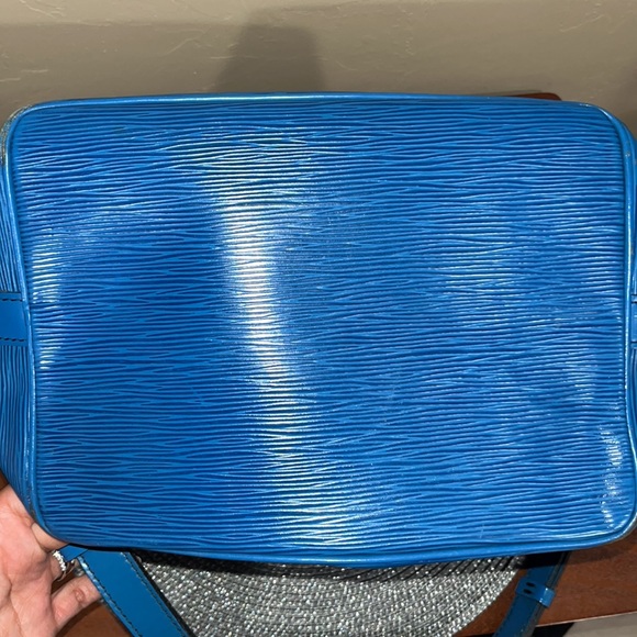 💙Authentic Vintage LV Blue Epi Noe 💙 - Picture 9 of 11